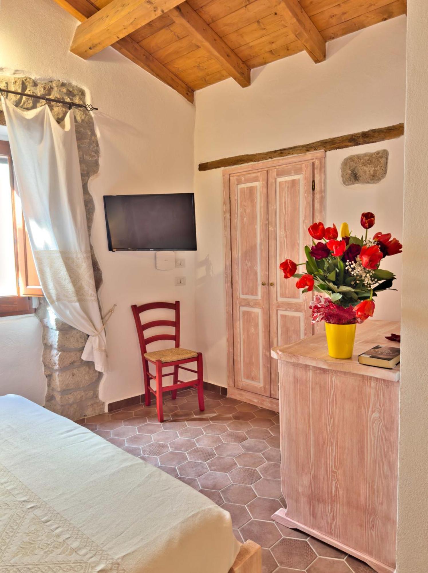 Regnos Altos Boutique Rooms Боса Экстерьер фото